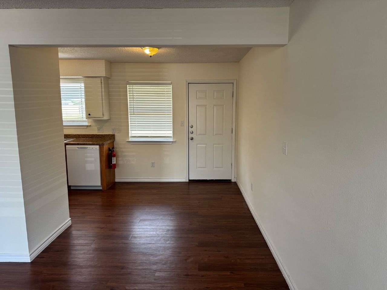 726 Martindale Rd - Photo 2 of 16
