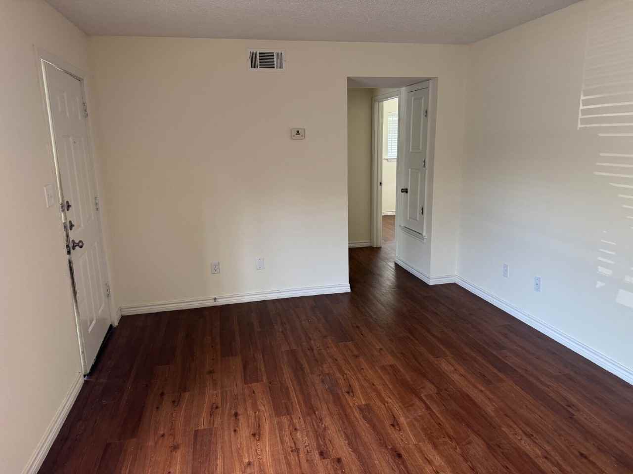 726 Martindale Rd - Photo 3 of 16