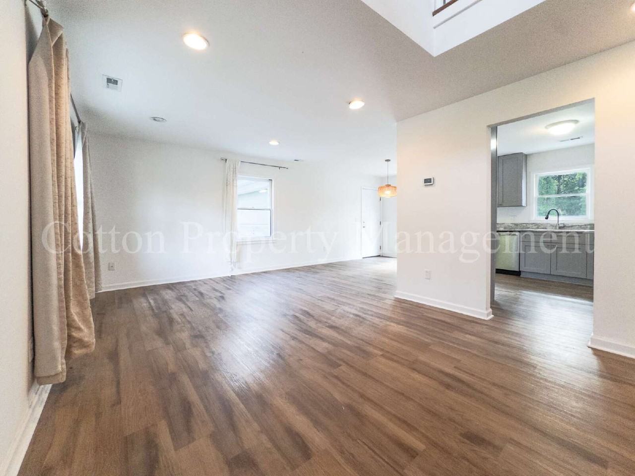 824 Haymarket Ln - Photo 5 of 43