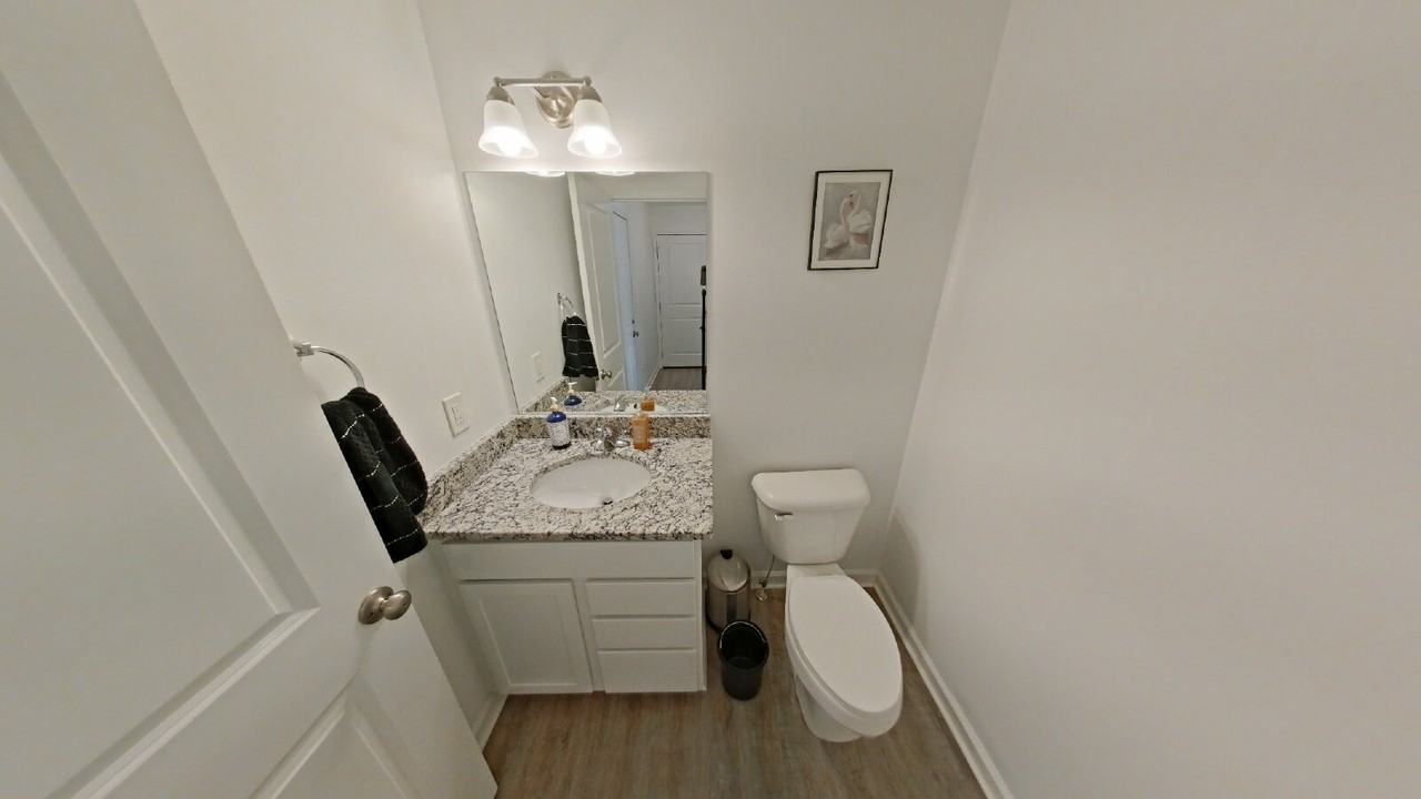 15894 Camperdown Ave - Photo 6 of 17