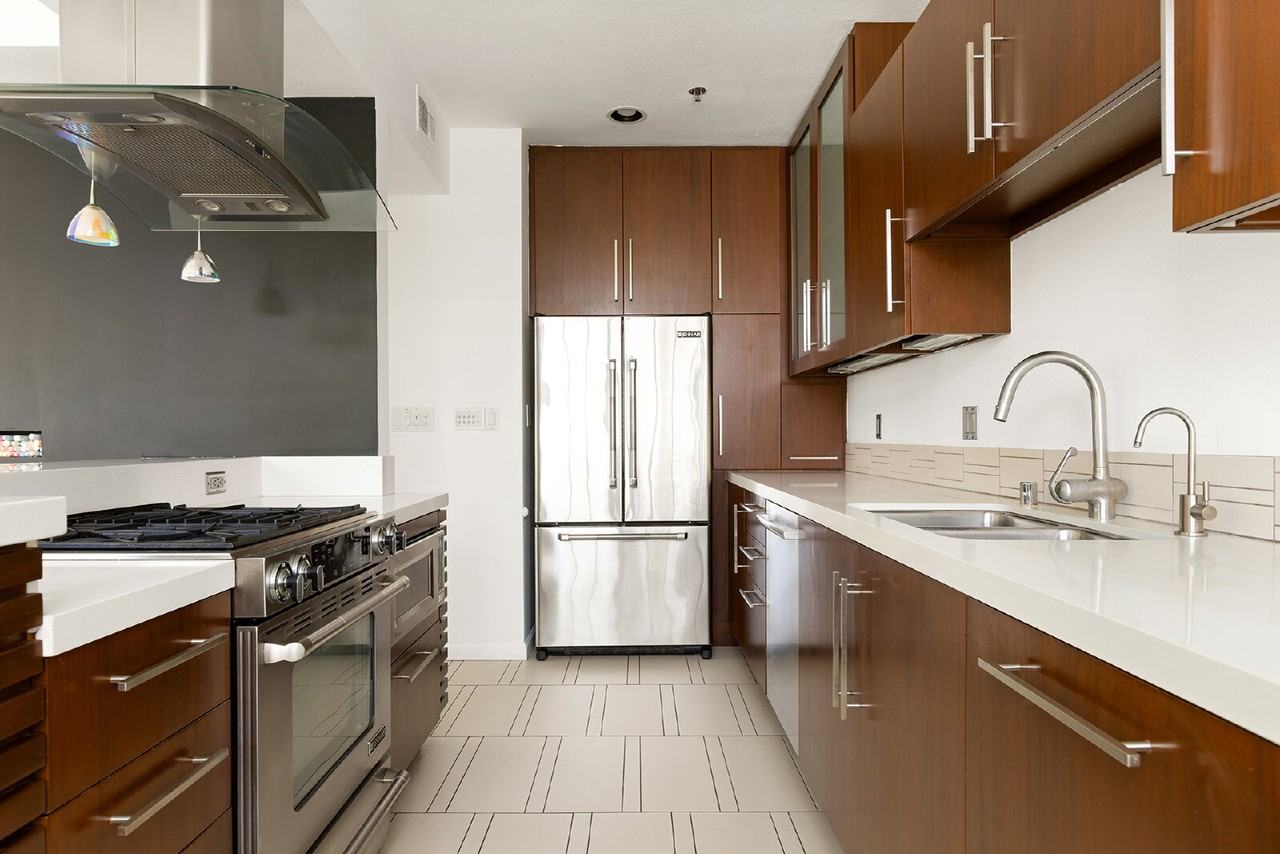 1338 Stanford St #A - Photo 6 of 25