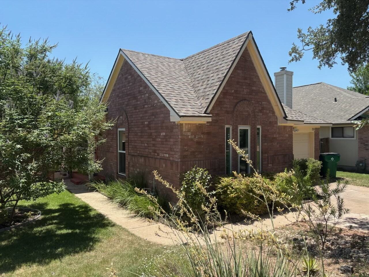 2111 Margalene Way - Photo 2 of 19