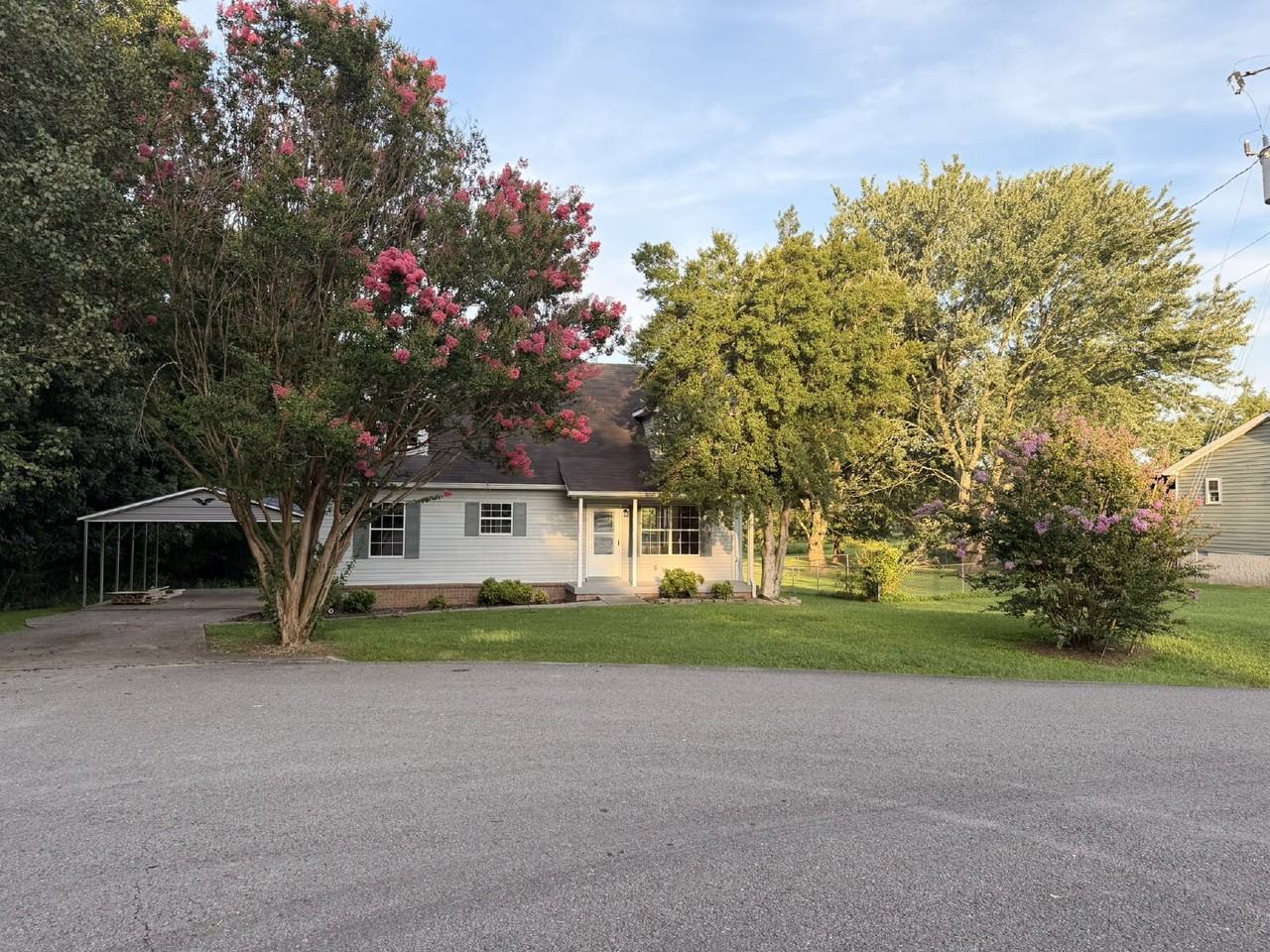 1306 Green Forest Dr - Photo 3 of 27