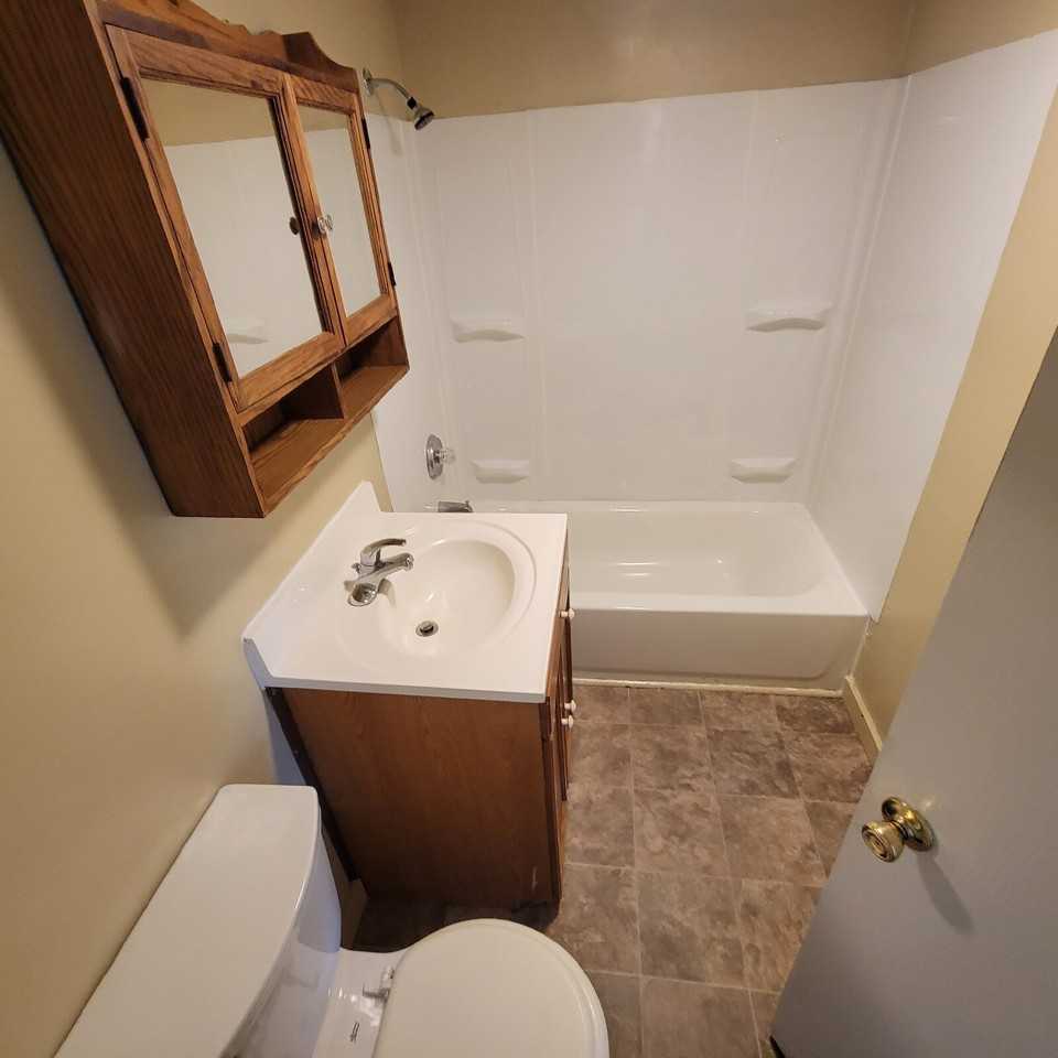 2631 Wade St - Photo 4 of 6