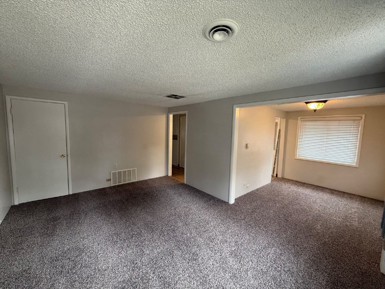 3101 S Fox St - Photo 3 of 10