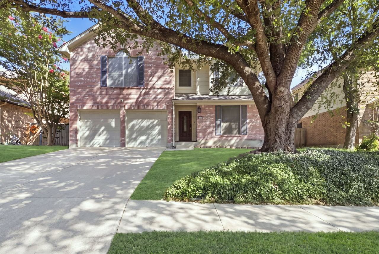 832 Dimrock - Photo 2 of 48