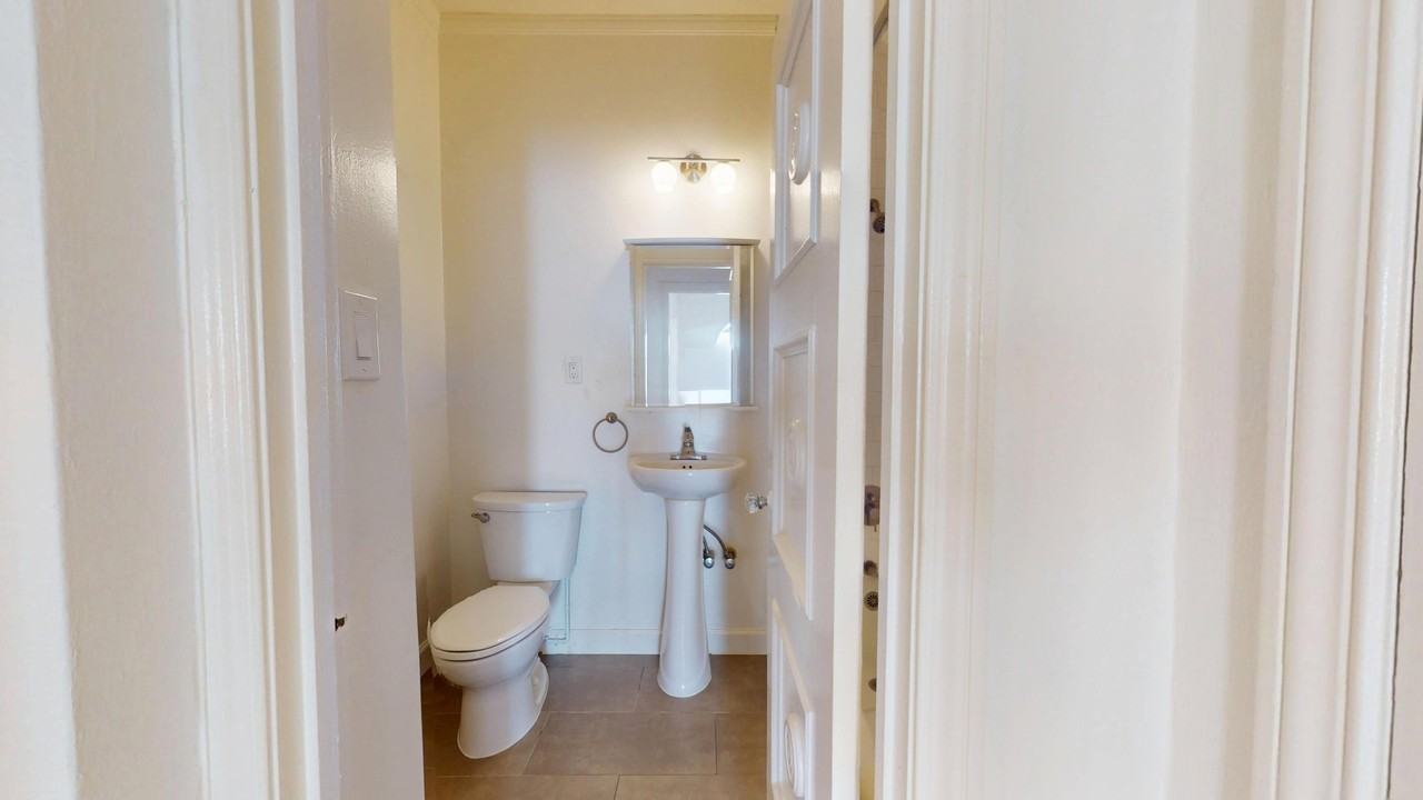 601 O'Farrell Street - Photo 6 of 17