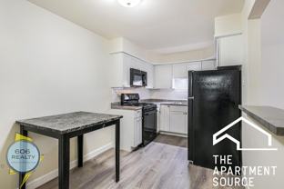 1039 College Ave #2E - Photo 1 of 1