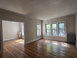 featured image of 828 Reba Pl #1S