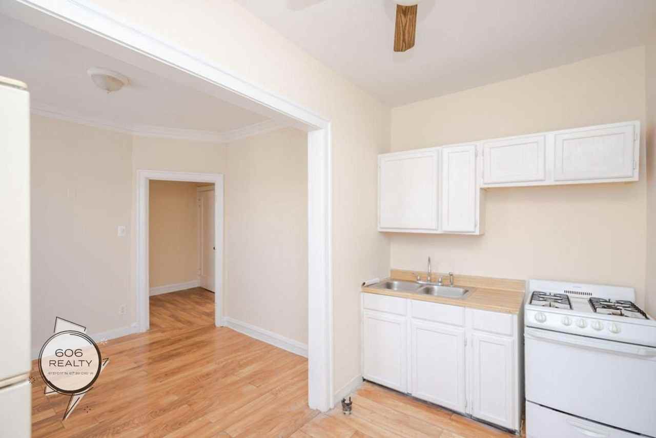 2144 Gunderson Ave #330