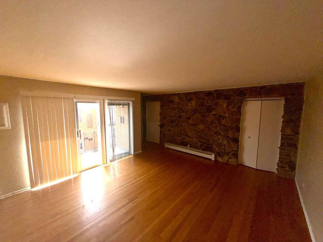 9 Scotdale Rd #4 - Photo 2 of 13