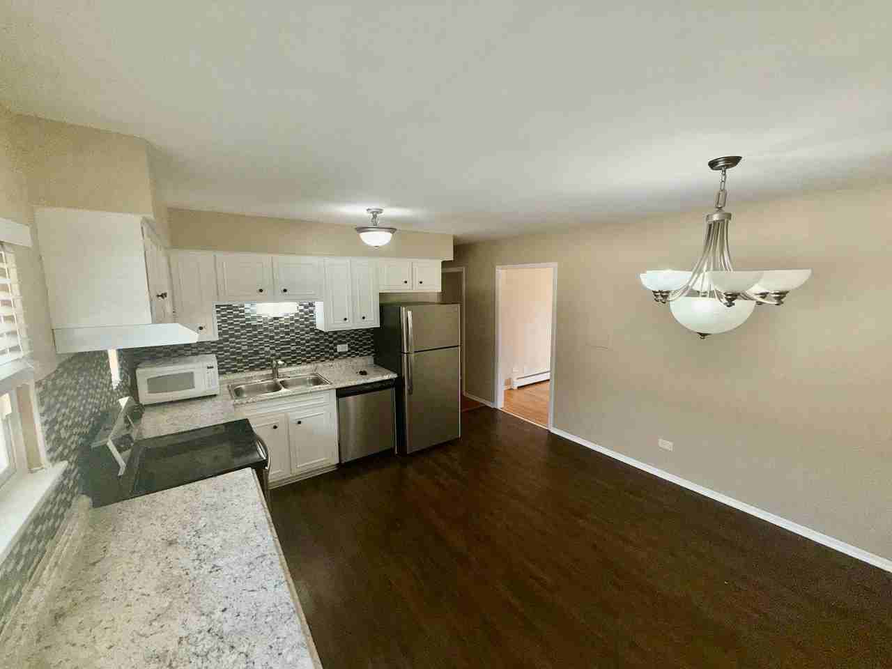 9 Scotdale Rd #4 - Photo 4 of 13