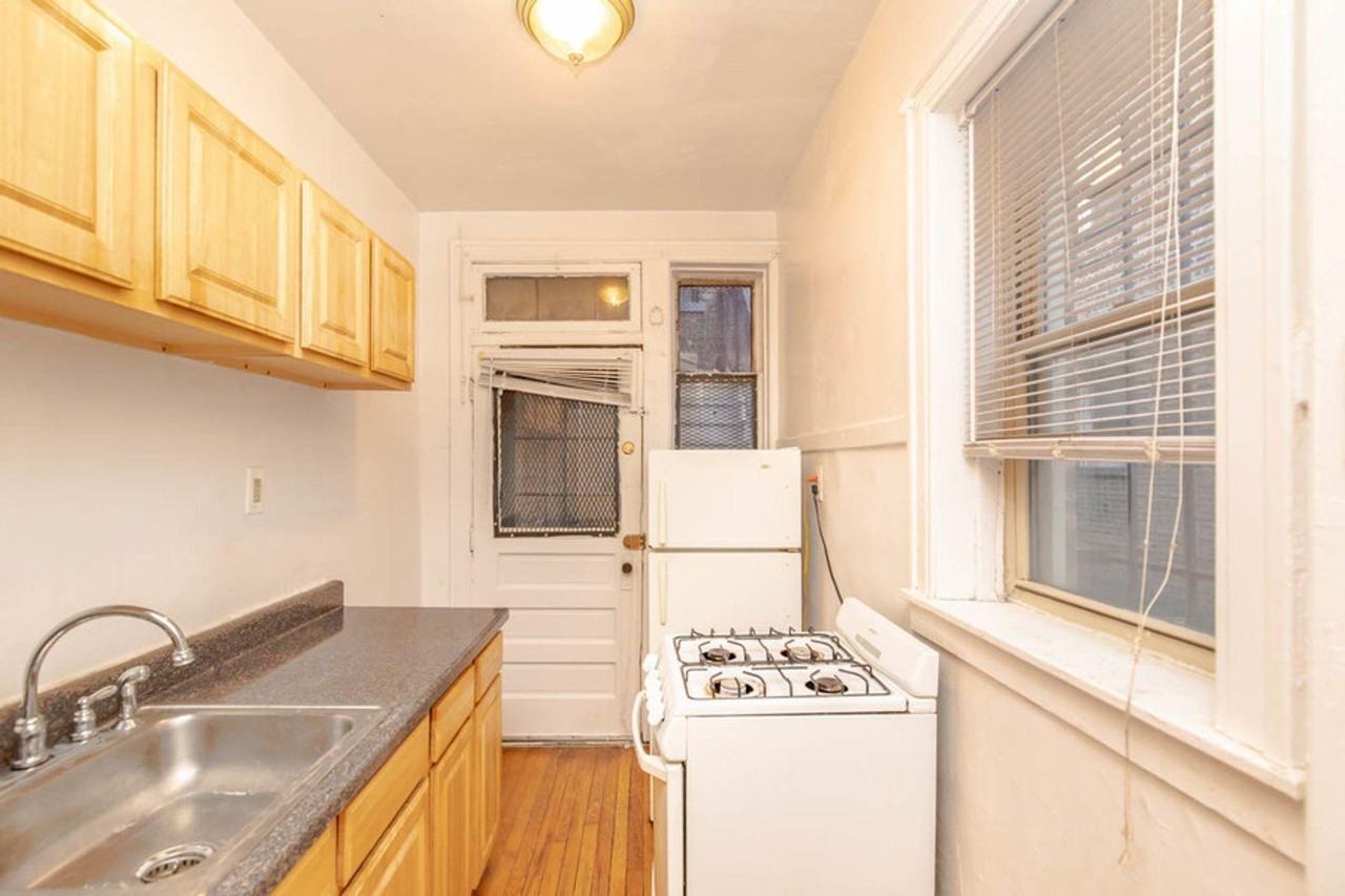 1333 W Touhy Ave #2W - Photo 2 of 9