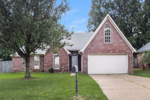 featured image of 25 Oakland Woods Cv