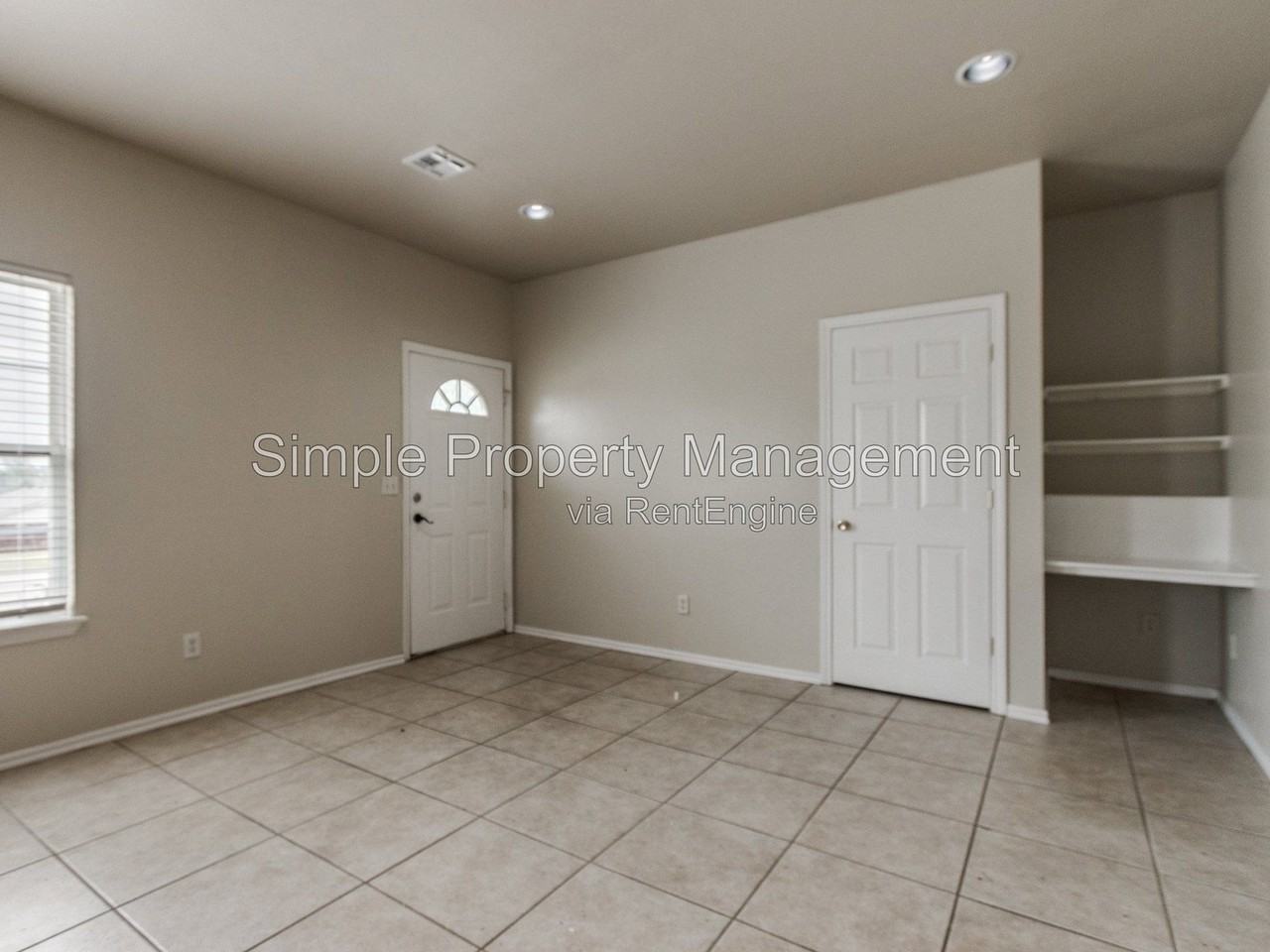 14625 Gilbert St #C - Photo 3 of 22