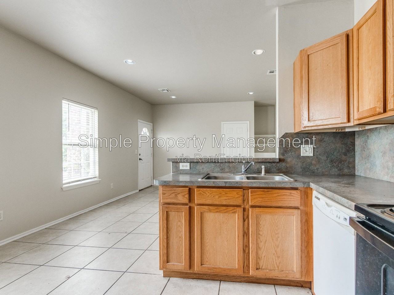 14625 Gilbert St #C - Photo 6 of 22