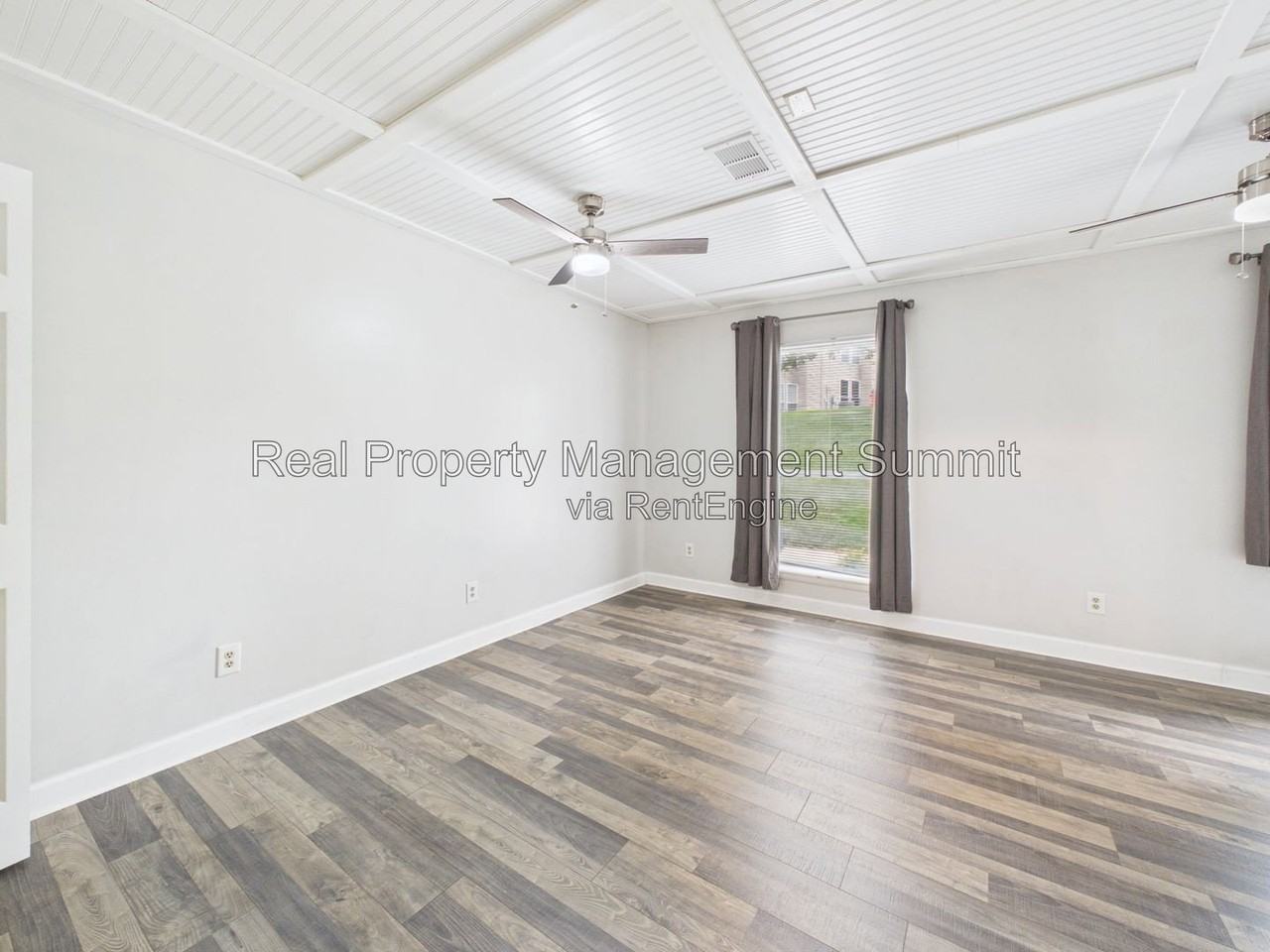 1336 Hunters Rd #C - Photo 3 of 19