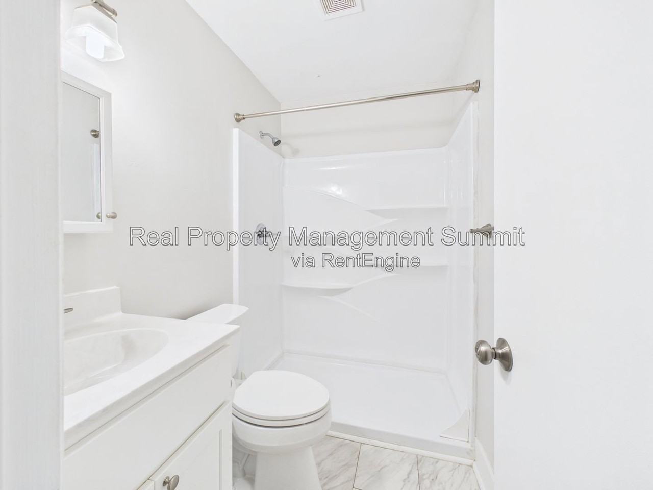 1336 Hunters Rd #C - Photo 6 of 19