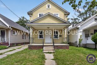 2034 Berkshire Pl - Photo 1 of 1