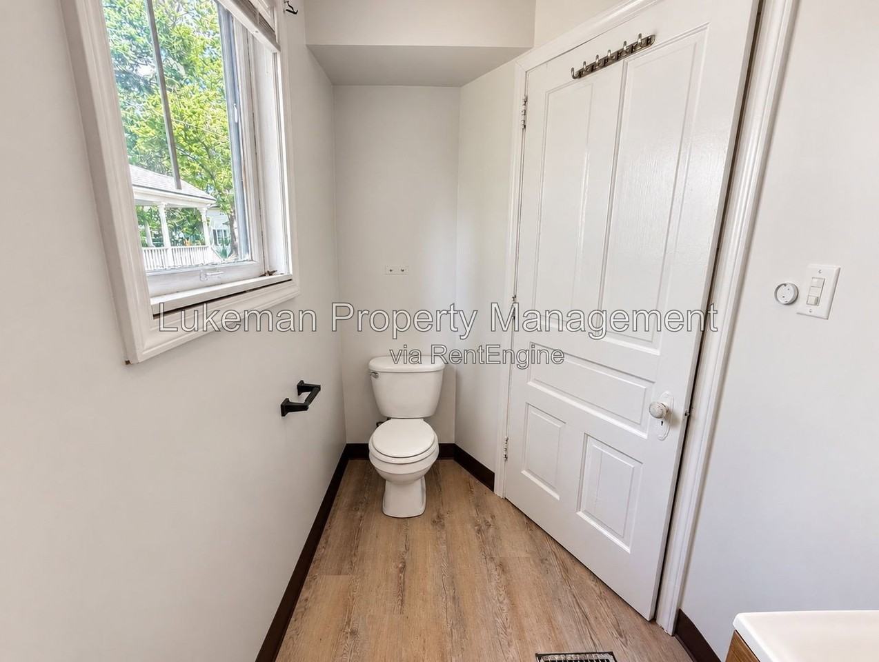 617 Forest St #1 - Photo 7 of 12