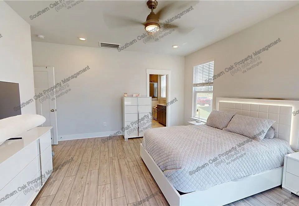155 Founders Blvd - Photo 5 of 13