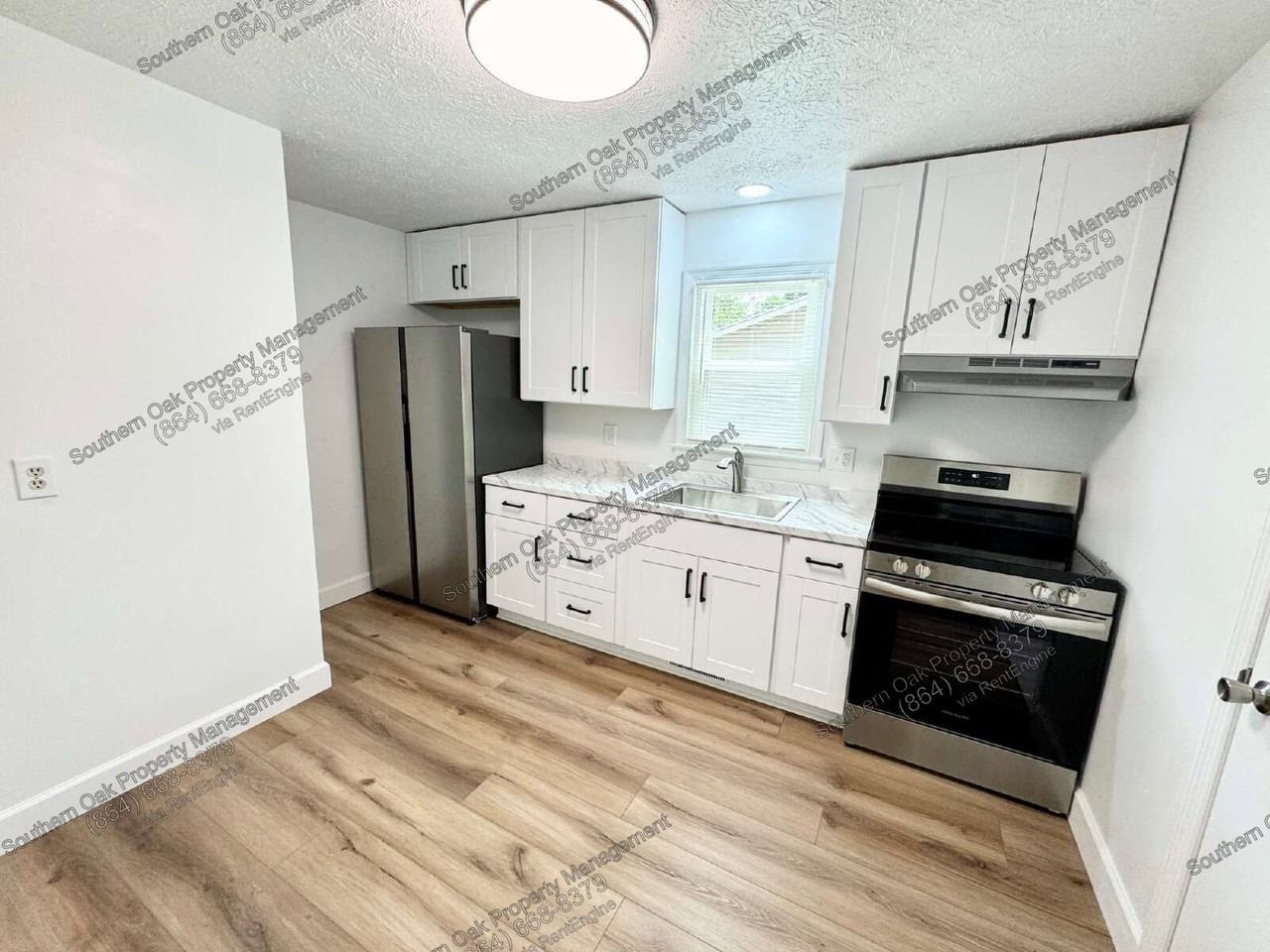 104 Caron Ln - Photo 2 of 11
