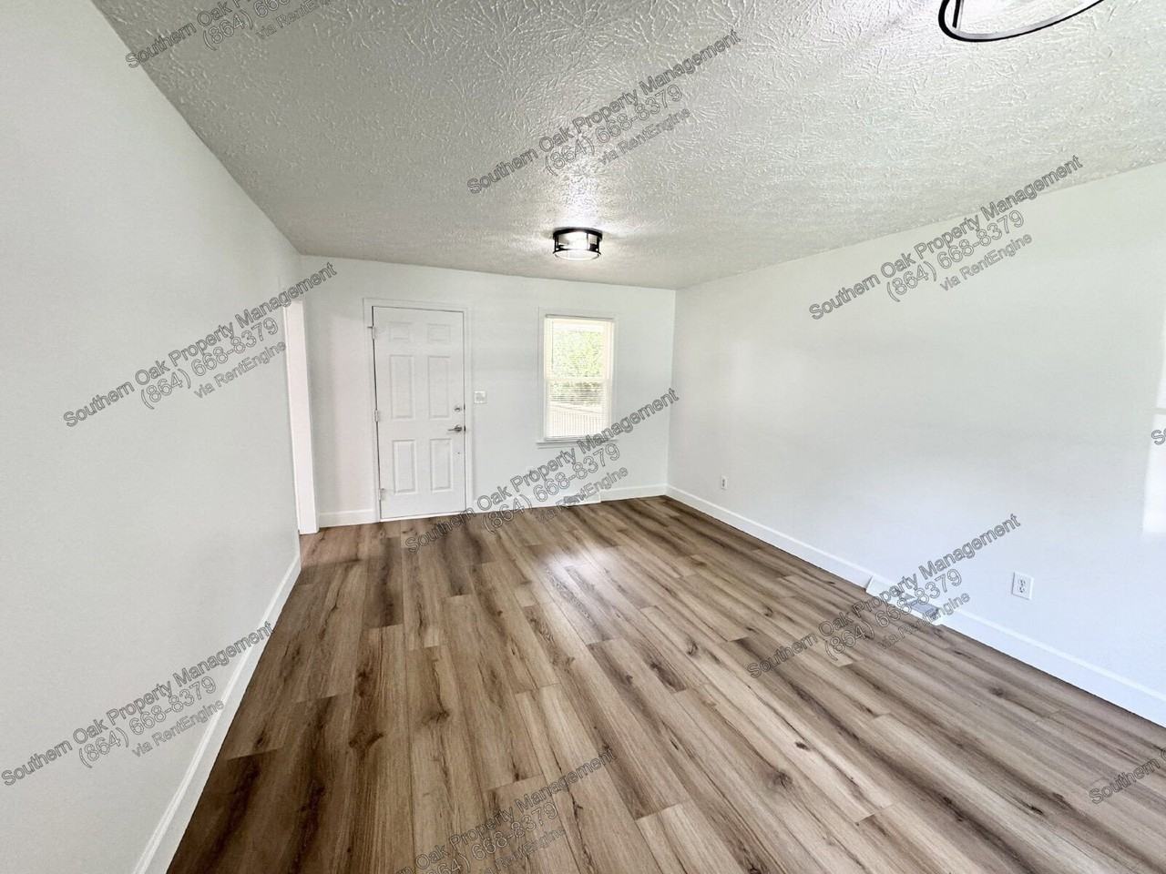 104 Caron Ln - Photo 6 of 11
