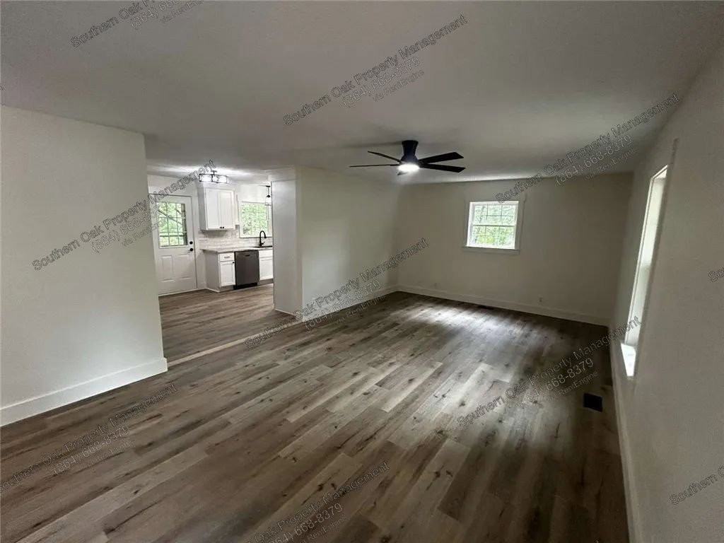 107 Ledbetter Ln - Photo 3 of 18