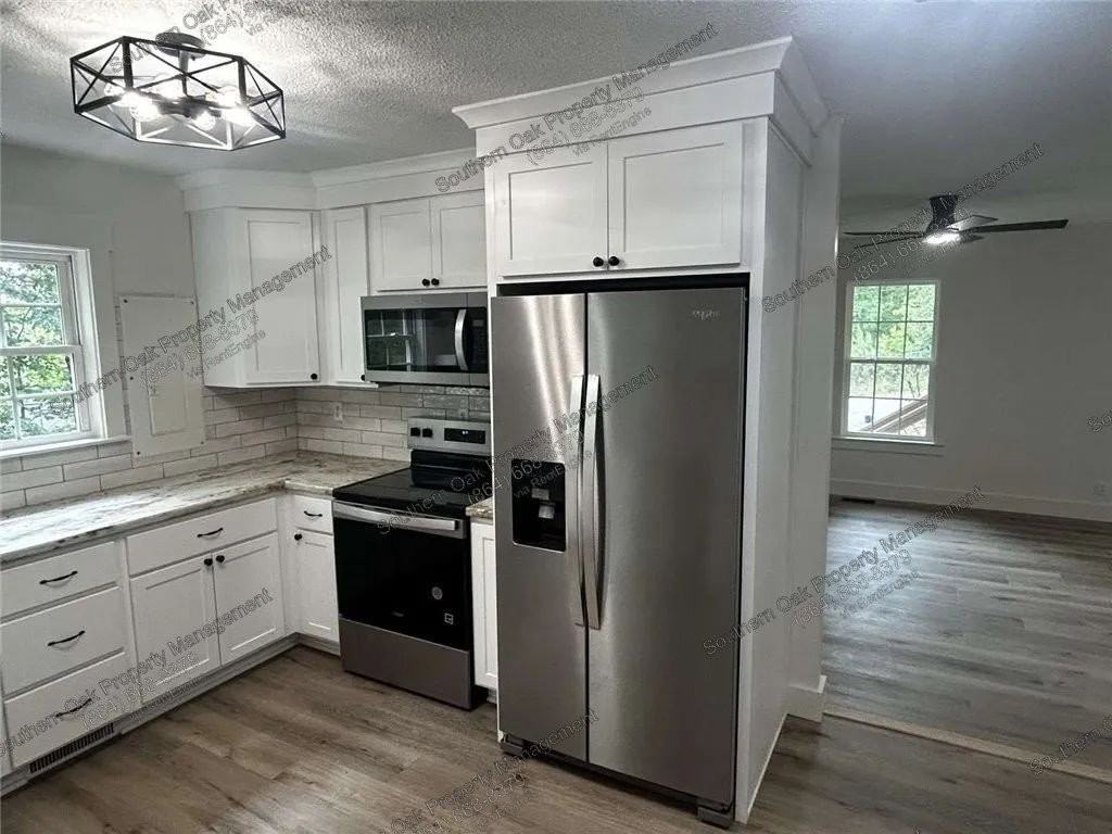 107 Ledbetter Ln - Photo 7 of 18