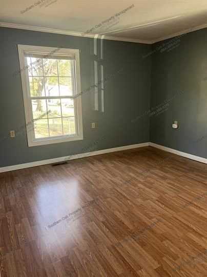 115 Moore St - Photo 5 of 10