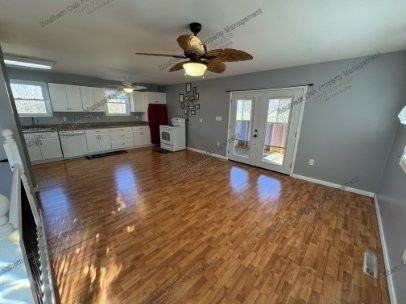 325 Freedom Trl - Photo 2 of 14