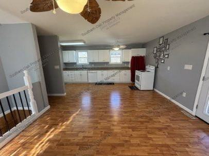 325 Freedom Trl - Photo 4 of 14