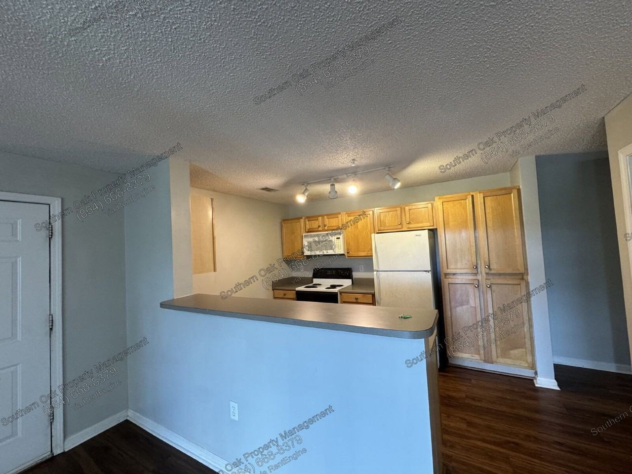 1123 Harts Ridge Dr - Photo 3 of 25
