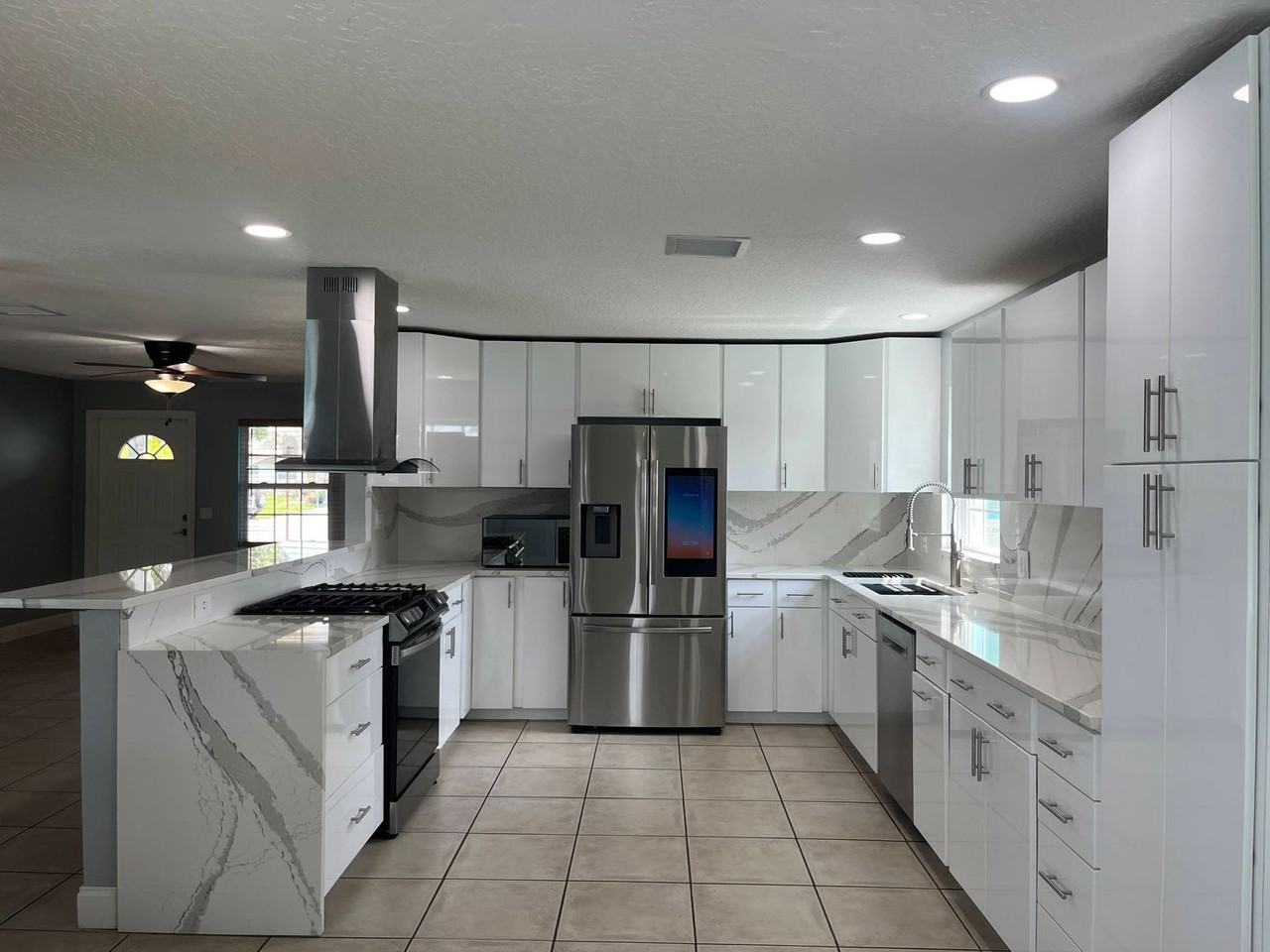 375 Carrousel Ct - Photo 7 of 27