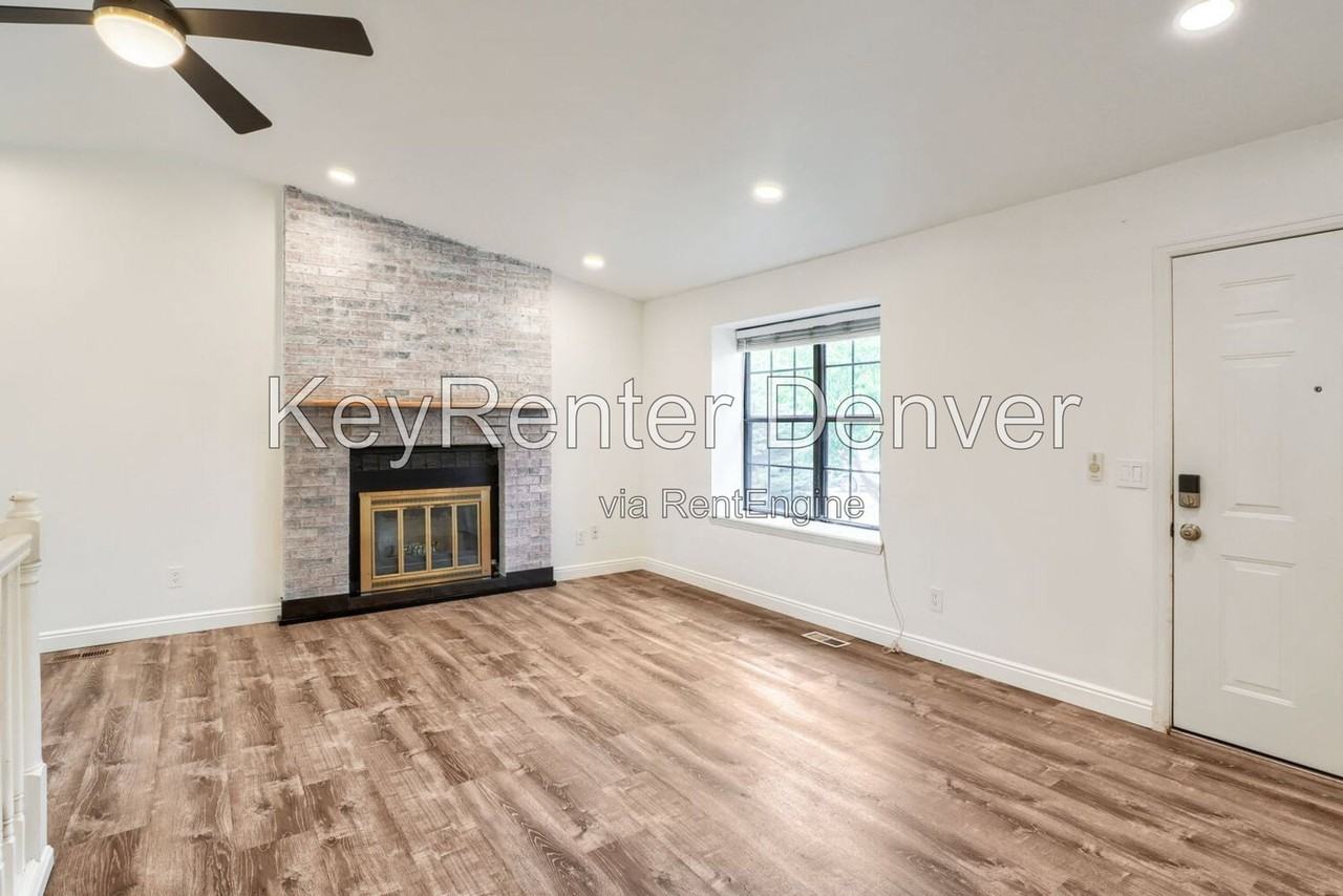 9 S Moline St - Photo 4 of 18