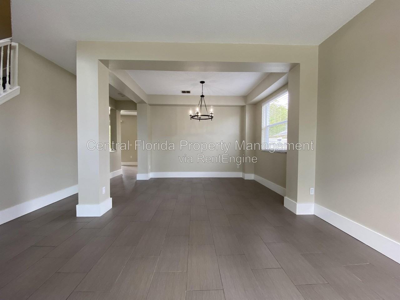 4115 Andover Cay Blvd - Photo 3 of 31