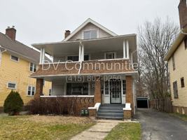 featured image of 872 Helmsdale Rd #2
