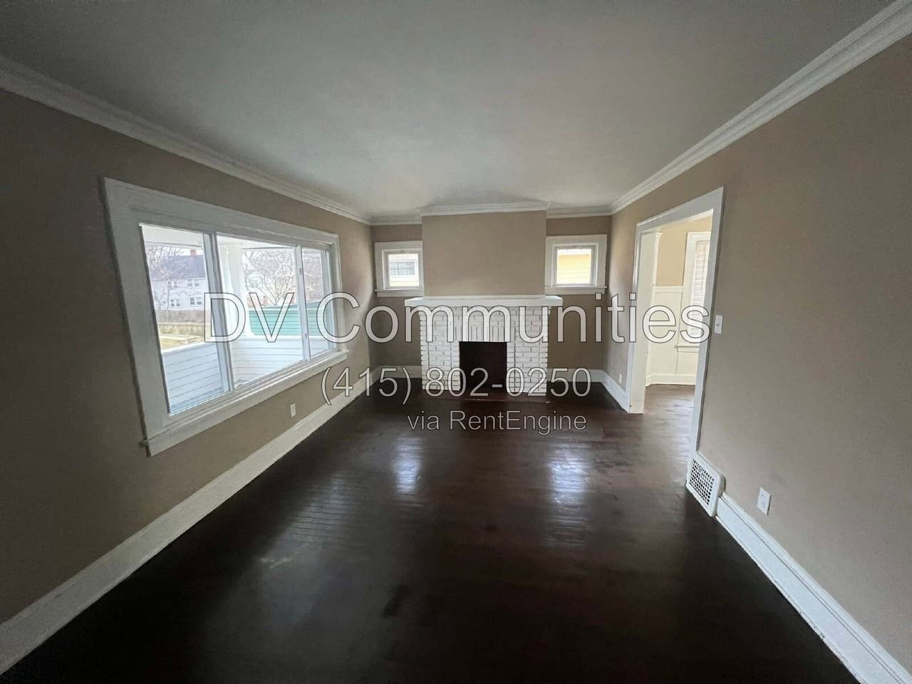 872 Helmsdale Rd #2 - Photo 4 of 10