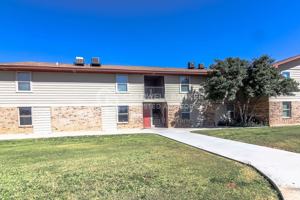 featured image of 101 Teakwood Dr #101F