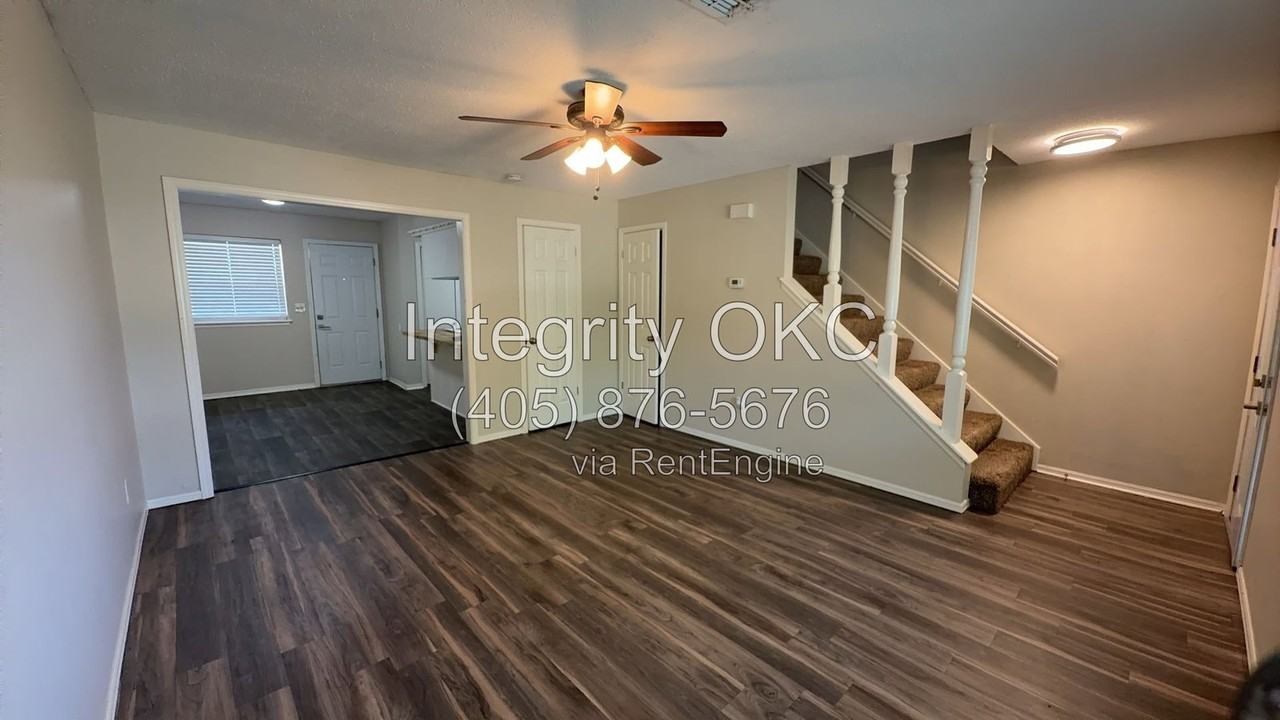 2614 Elwood Dr - Photo 6 of 30