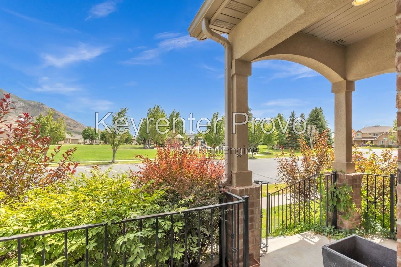 4098 W Hayes Cir - Photo 7 of 39