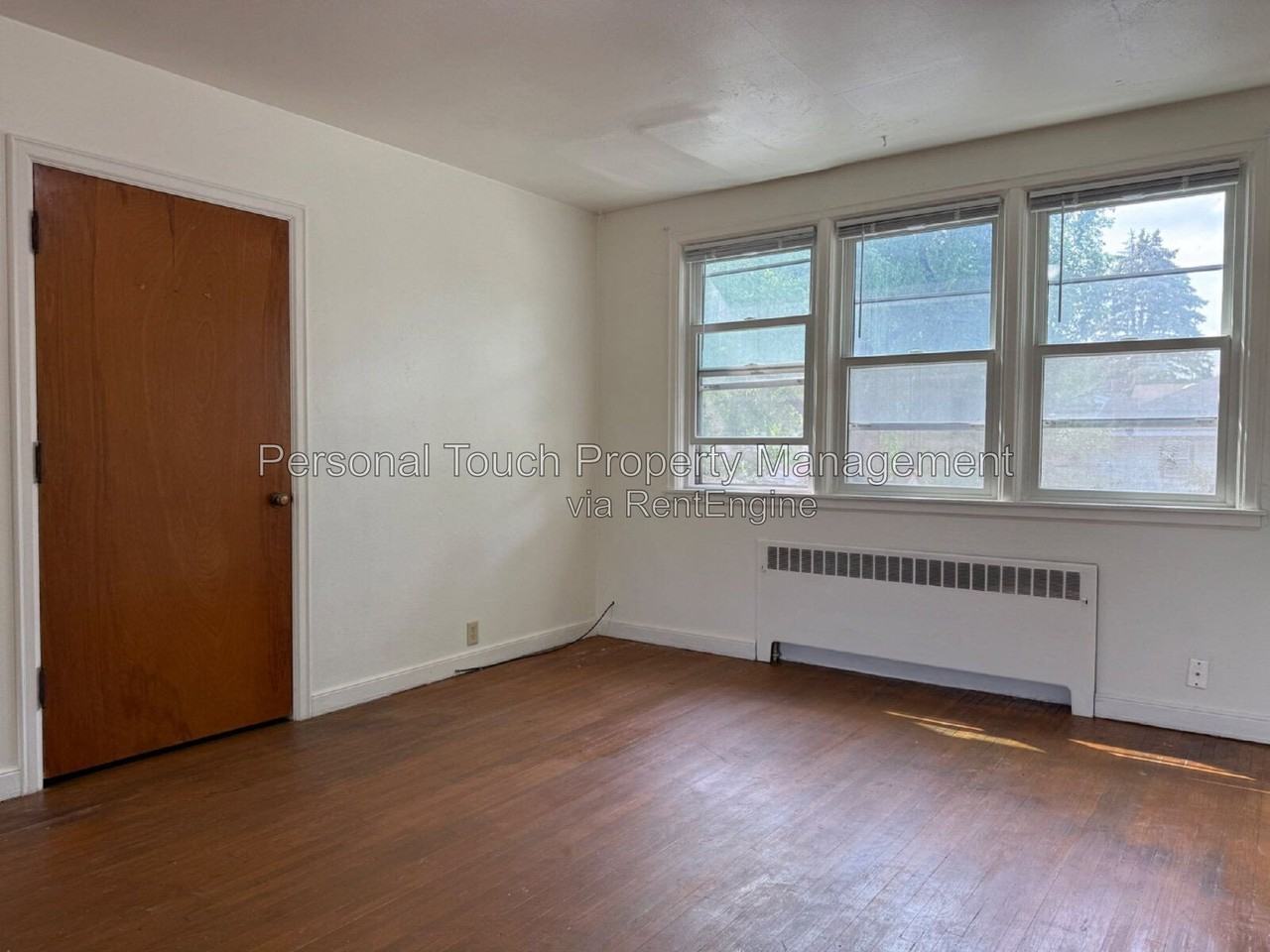 517 12th Ave N #6 - Photo 3 of 19