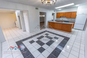featured image of 1168 E Alameda Dr