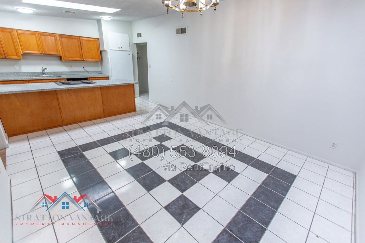 1168 E Alameda Dr - Photo 2 of 39