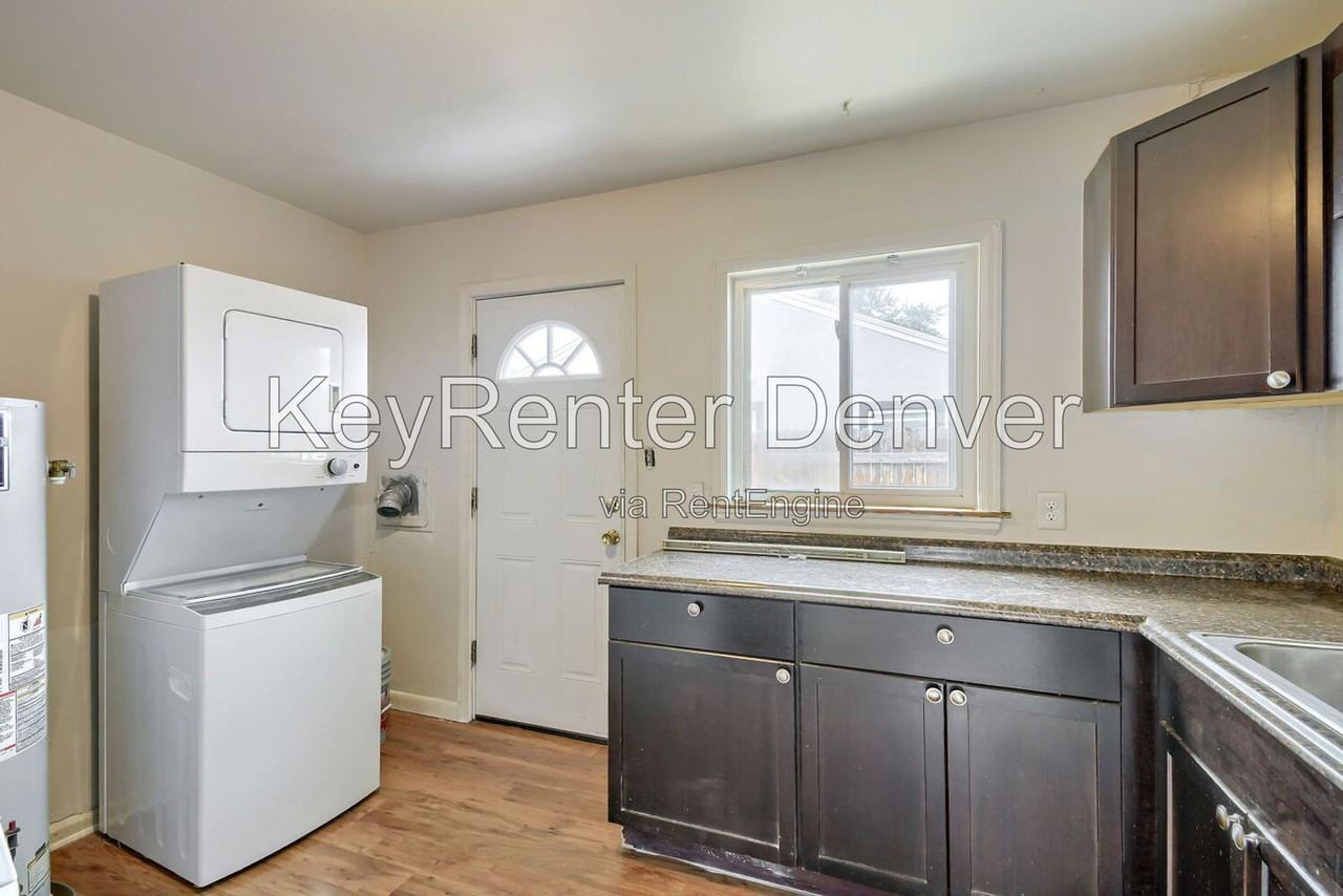 7073 W 16th Pl - Photo 6 of 12