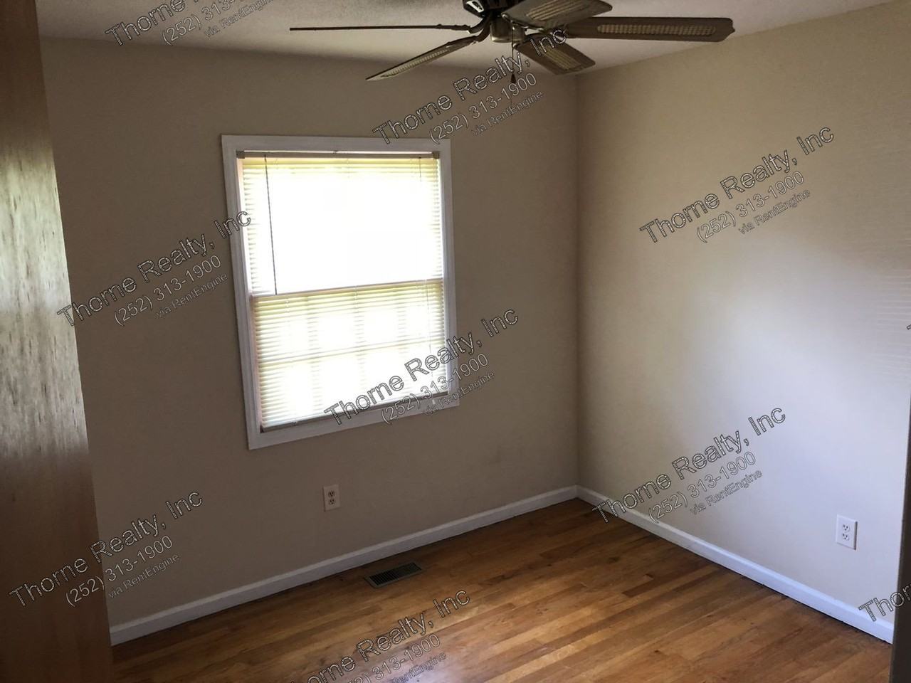 1711 Woodlawn Dr - Photo 6 of 13