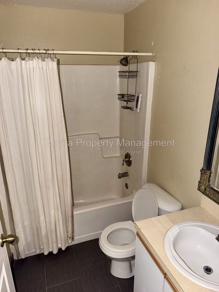 1326 Aguacate Ct - Photo 5 of 15