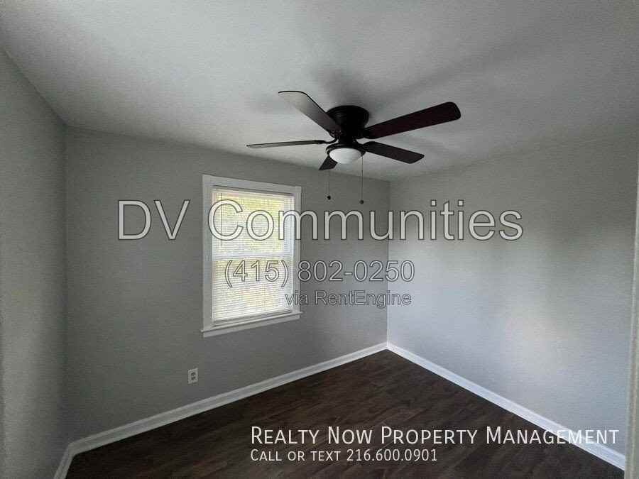 2481 Noble Rd #G10 - Photo 2 of 19