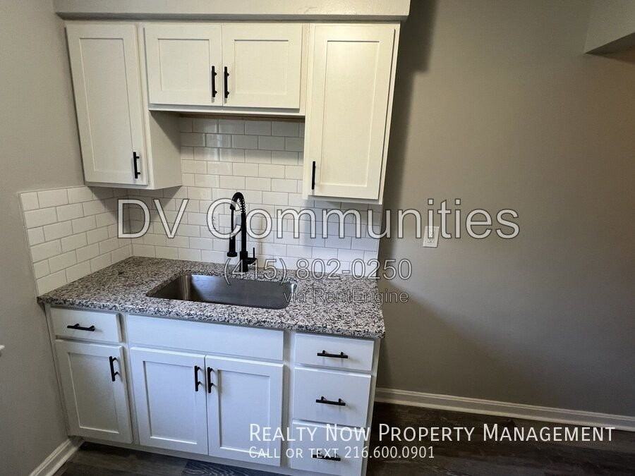 2481 Noble Rd #G10 - Photo 3 of 19