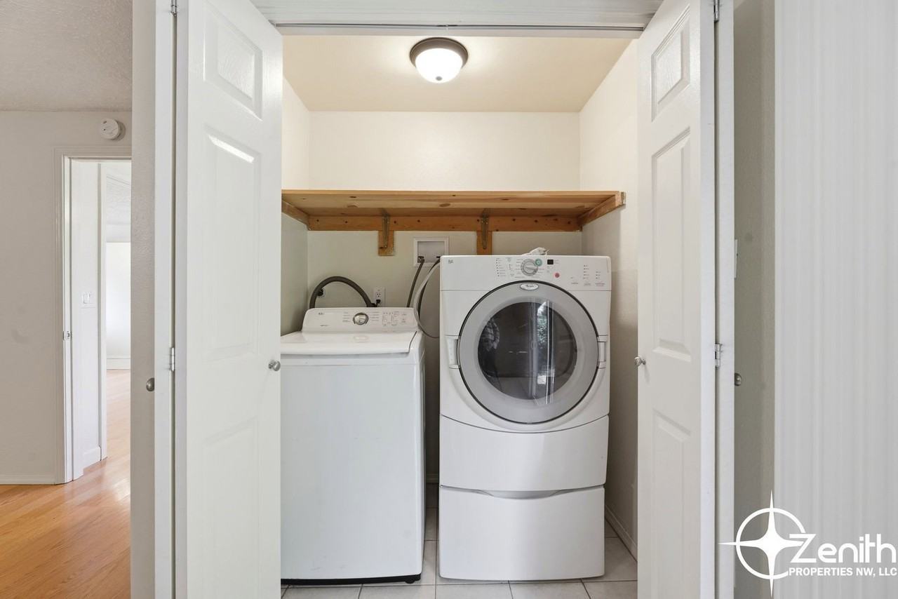 12719 Ne 10th Ave - Photo 4 of 34